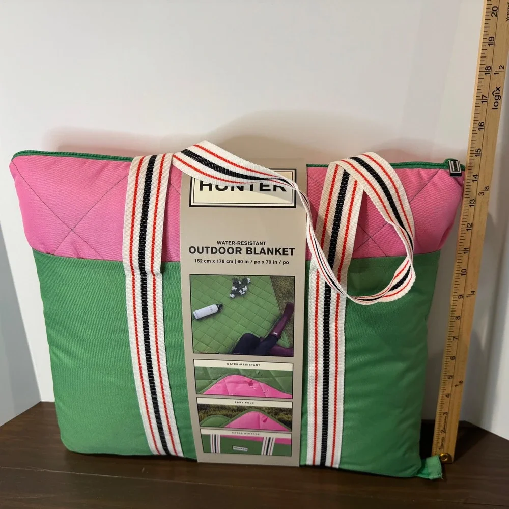 Hunter Water-Resistant Outdoor Blanket Picnic Tote Pink Green 60x70 New